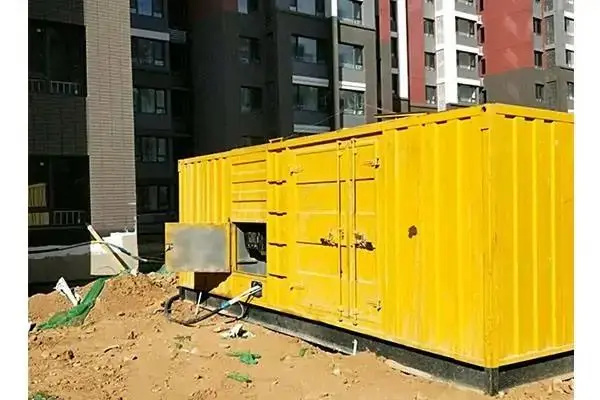 青松路街道发电机租赁中燃油压力过低会对发动机的哪些部件造成损坏？