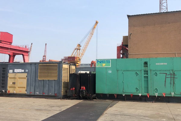 青松路街道发电机出租空气滤清器的清洁频率是多少？